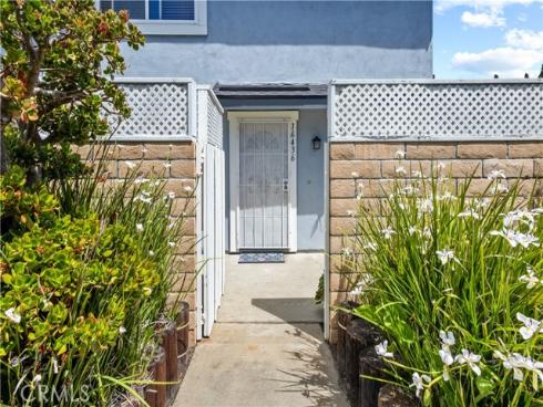 16436  Poco   Circle, Huntington Beach, CA