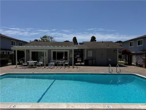 16436 Poco Circle, Huntington Beach, CA