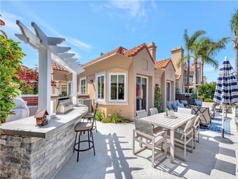 6235  Greenbrier   Drive, Huntington Beach, CA