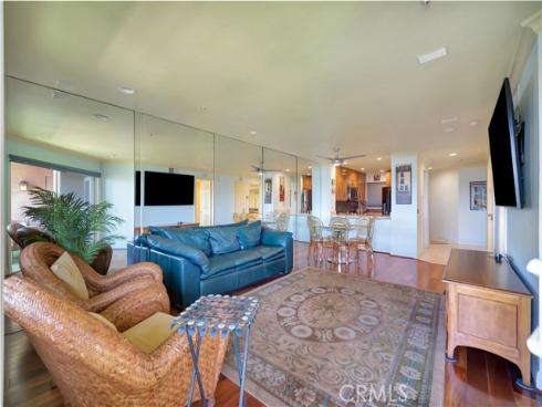 1200  Pacific Coast  209  Highway, Huntington Beach, CA