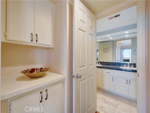 1200  Pacific Coast  209  Highway, Huntington Beach, CA