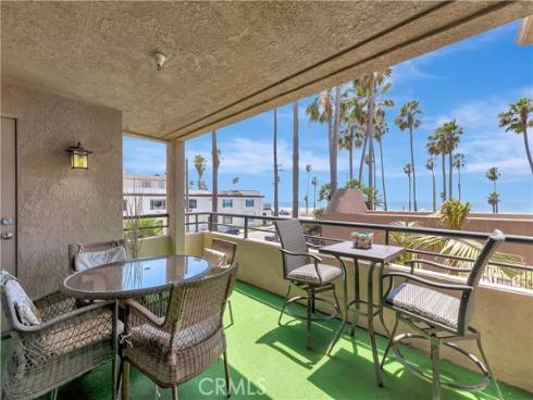 1200  Pacific Coast  209  Highway, Huntington Beach, CA