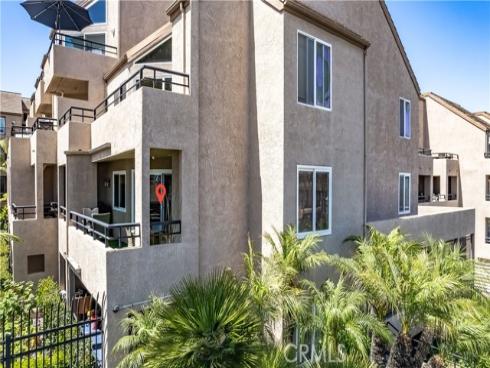 1200  Pacific Coast  209  Highway, Huntington Beach, CA