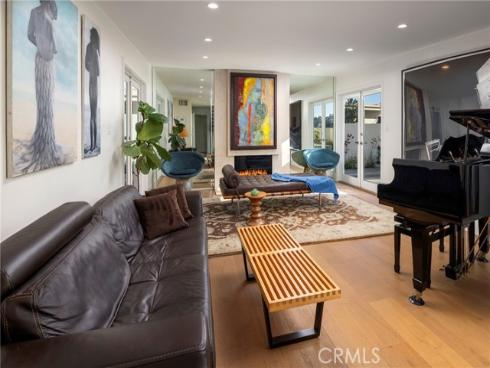 3242 Falkland , Huntington Beach, CA