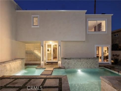 3242 Falkland , Huntington Beach, CA
