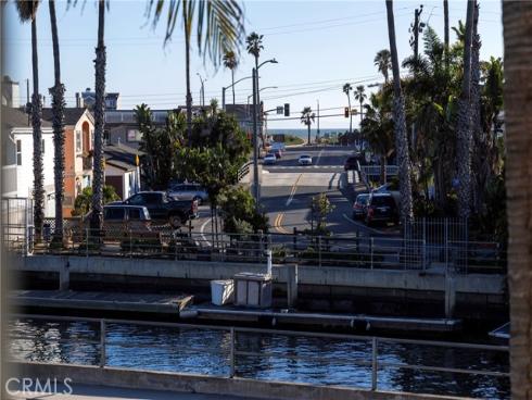 3242 Falkland , Huntington Beach, CA