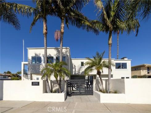 3242 Falkland , Huntington Beach, CA