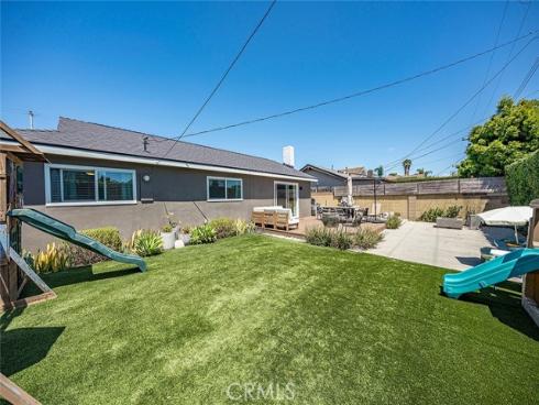 5832 Middlecoff Drive, Huntington Beach, CA