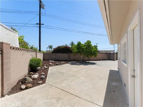8662 Royer Circle, Huntington Beach, CA