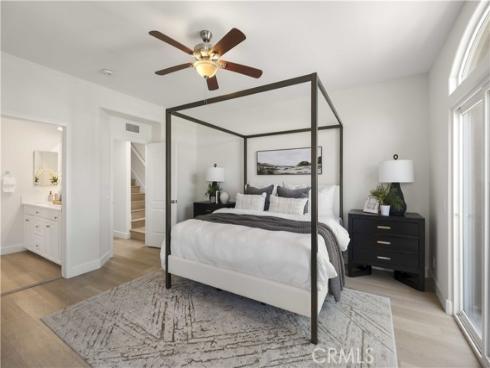 526  12th St  , Huntington Beach, CA