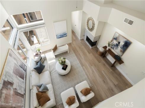 526  12th St  , Huntington Beach, CA
