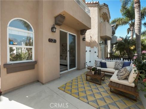 526  12th St  , Huntington Beach, CA
