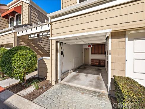 19442 Sunray Ln #103 , Huntington Beach, CA