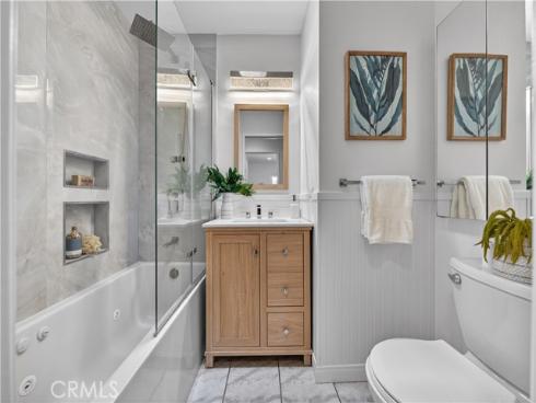 15802 Tullow Lane , Huntington Beach, CA