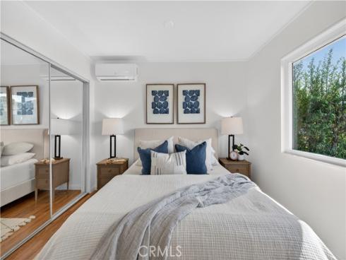 15802 Tullow Lane , Huntington Beach, CA