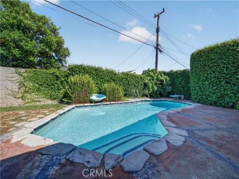 15802 Tullow Lane , Huntington Beach, CA