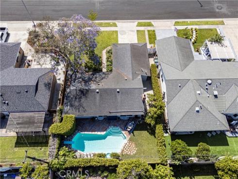 15802 Tullow Lane , Huntington Beach, CA