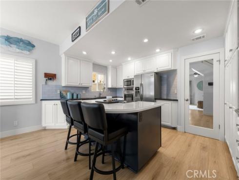 1014  England   Street, Huntington Beach, CA