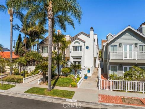 1014  England   Street, Huntington Beach, CA