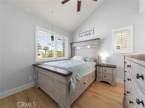 1014  England   Street, Huntington Beach, CA