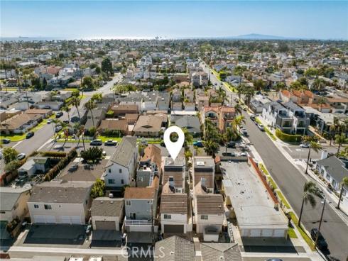 1014  England   Street, Huntington Beach, CA