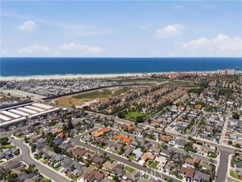 21342 Sand Dollar Lane, Huntington Beach, CA