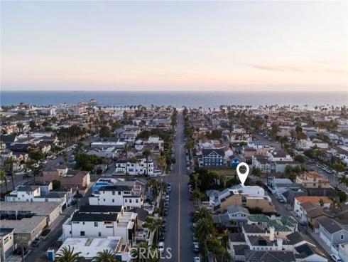 509  8th  , Huntington Beach, CA