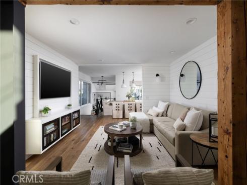 509  8th  , Huntington Beach, CA