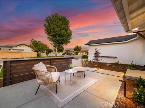 15801 Carrie Lane , Huntington Beach, CA