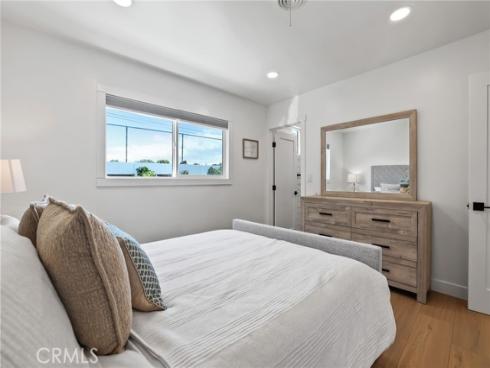 15801 Carrie Lane , Huntington Beach, CA
