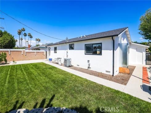 15801 Carrie Lane , Huntington Beach, CA