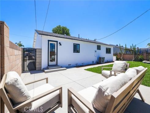 15801 Carrie Lane , Huntington Beach, CA