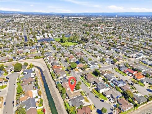6051 Kimberly Drive , Huntington Beach, CA