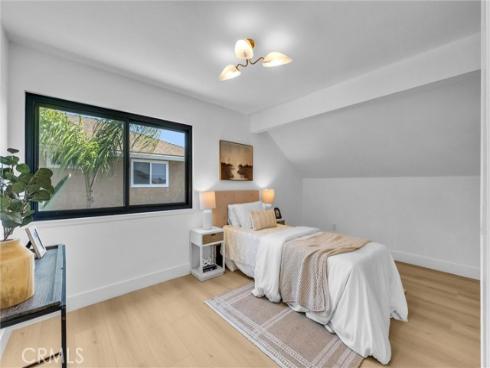10091  Edye  , Huntington Beach, CA