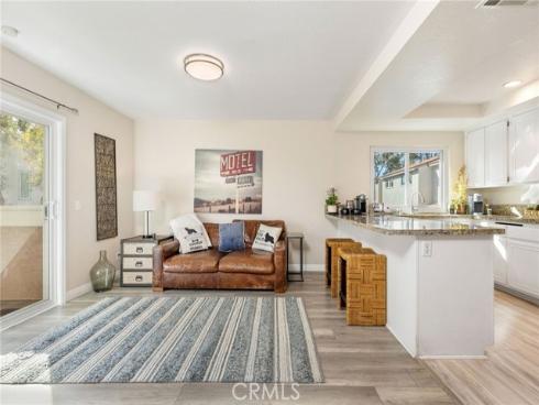 21038 Poolside 5 Lane, Huntington Beach, CA