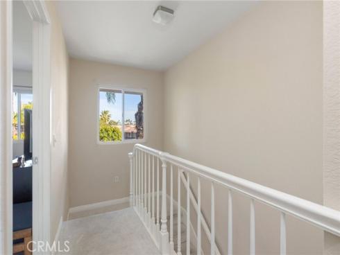 21038 Poolside 5 Lane, Huntington Beach, CA