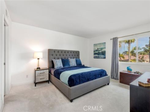 21038 Poolside 5 Lane, Huntington Beach, CA
