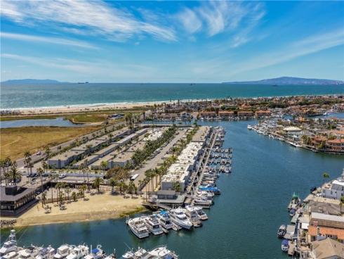 4006 Aladdin , Huntington Beach, CA