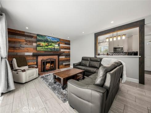 6242 Vatcher , Huntington Beach, CA
