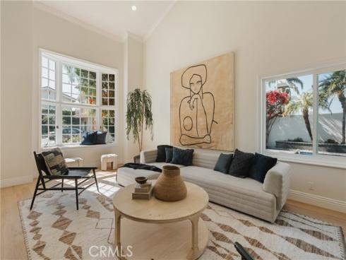 17182 Hillside Circle, Huntington Beach, CA