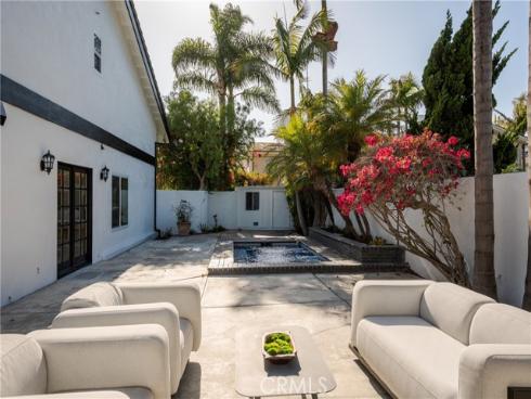 17182 Hillside Circle, Huntington Beach, CA