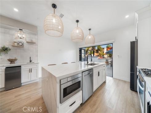 511 9th , Huntington Beach, CA