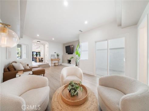 511 9th , Huntington Beach, CA