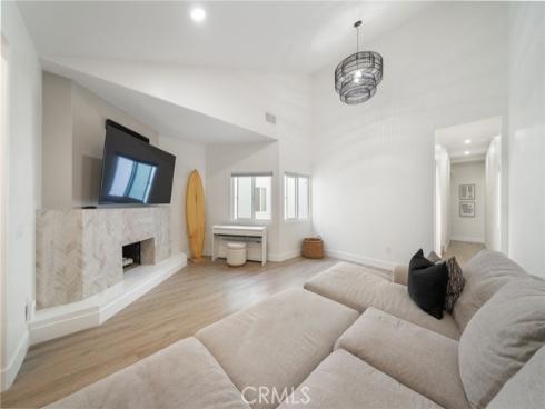 511 9th , Huntington Beach, CA