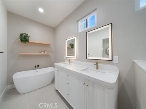 511 9th , Huntington Beach, CA