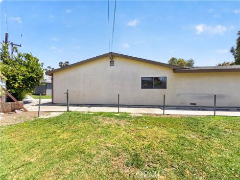 6951  Lenis  , Huntington Beach, CA
