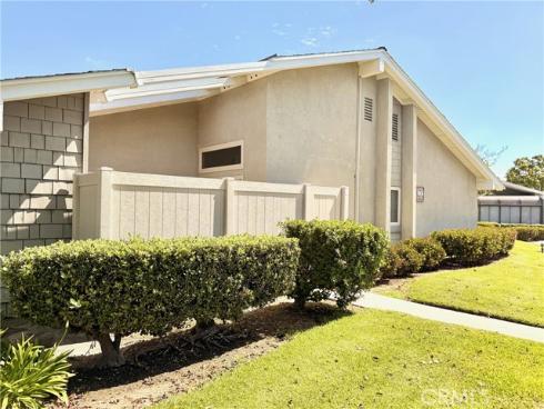 8645 Butte 601E Circle, Huntington Beach, CA