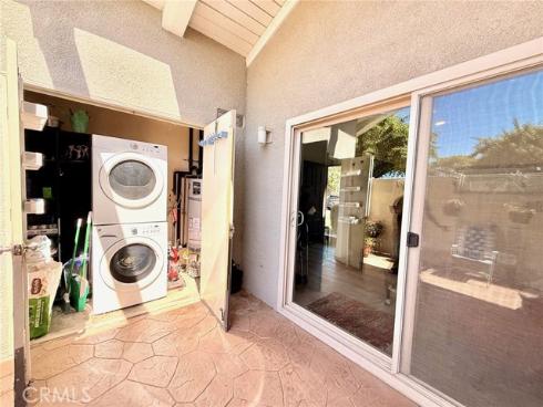 8645 Butte 601E Circle, Huntington Beach, CA