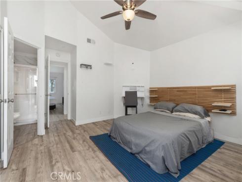 606 Lake 22 Street, Huntington Beach, CA