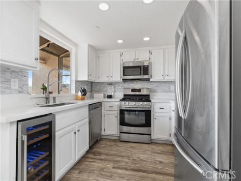 606 Lake 22 Street, Huntington Beach, CA